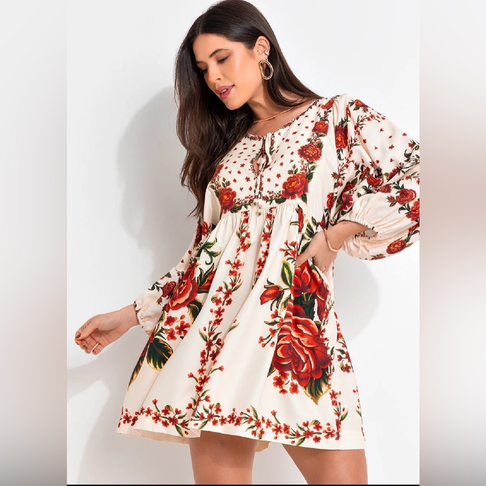 NWT FARM Rio Floral Dress in Cream and Red